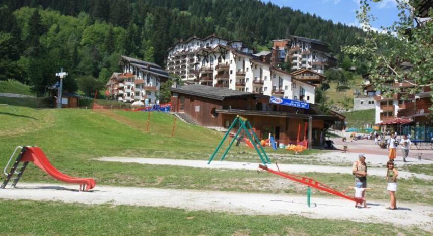 La Tania La Saboia Sleep 8 Private Sauna Lounge Dining 2 Bathrooms Kitchen 2 Balconies Ski In Out Dış mekan fotoğraf